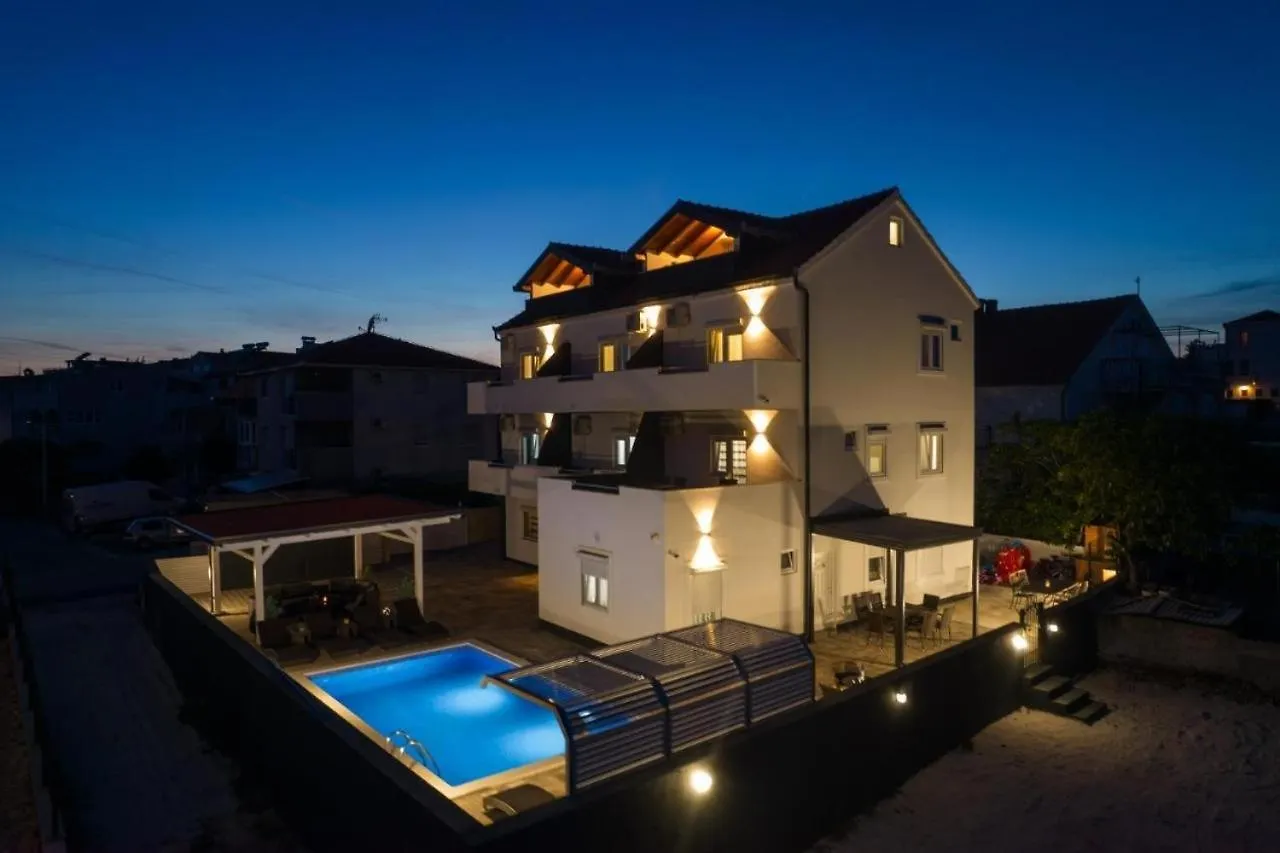 Apartment In Okrug Gornji With Sea View, Balcony, Air Conditioning, Wifi 5134-3 Trogir