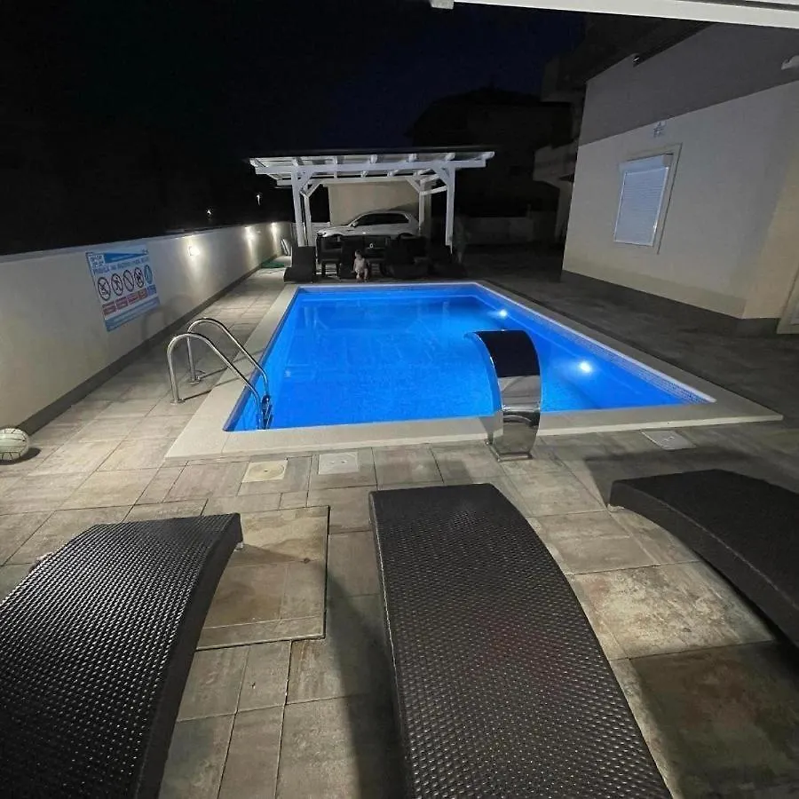 Apartment In Okrug Gornji With Sea View, Balcony, Air Conditioning, Wifi 5134-3 Trogir