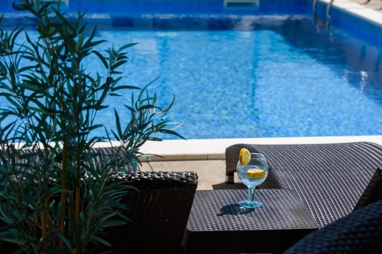 Apartment In Okrug Gornji With Sea View, Balcony, Air Conditioning, Wifi 5134-3 Trogir 0*,