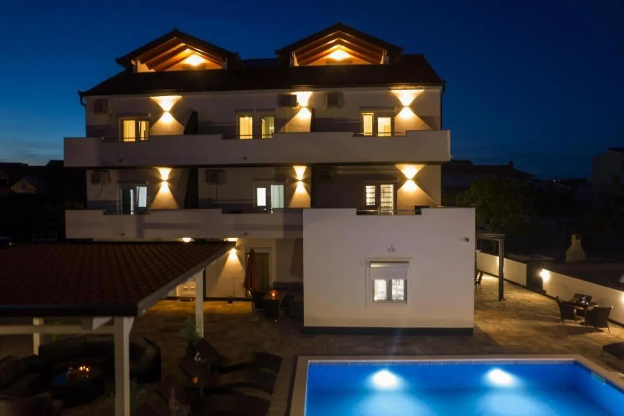 Apartment In Okrug Gornji With Sea View, Balcony, Air Conditioning, Wifi 5134-3 Trogir